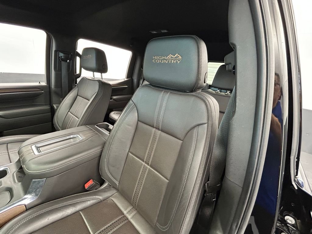 Used 2022 Chevrolet Silverado 1500 High Country image 18