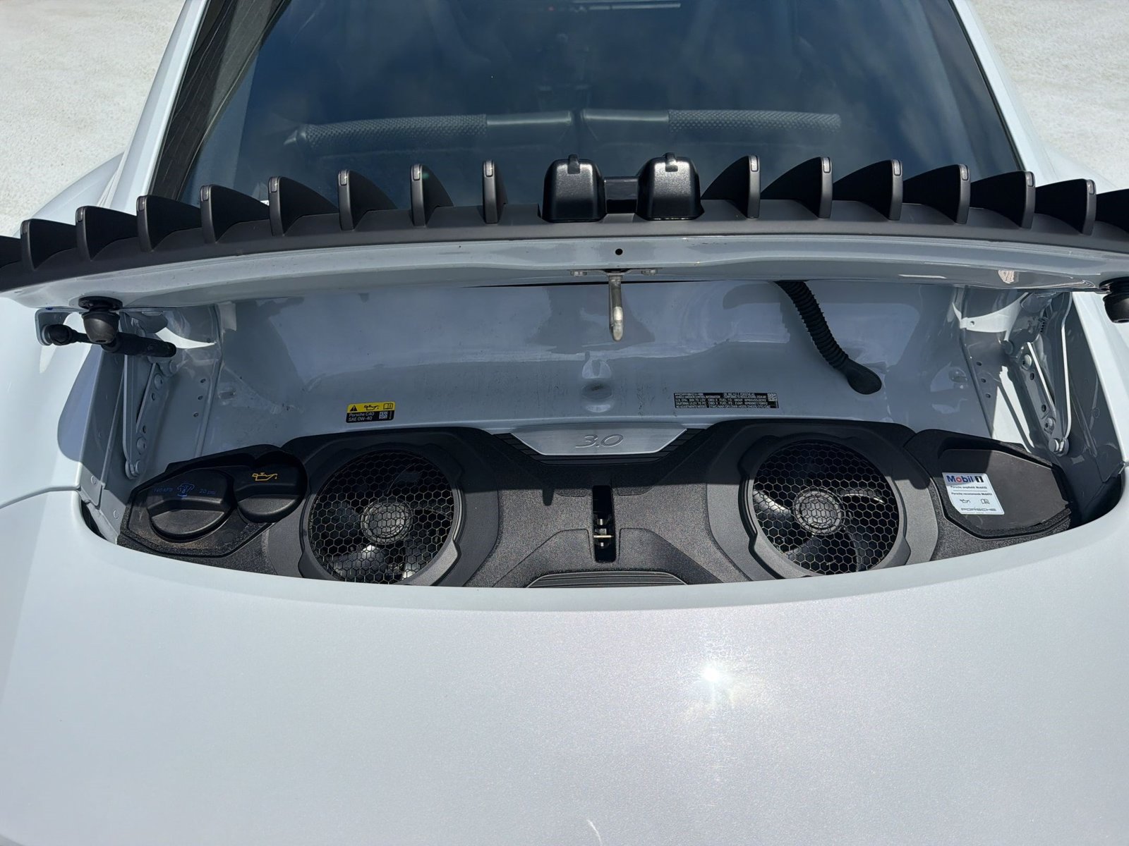 Certified 2024 Porsche 911 Carrera T RWD image 30