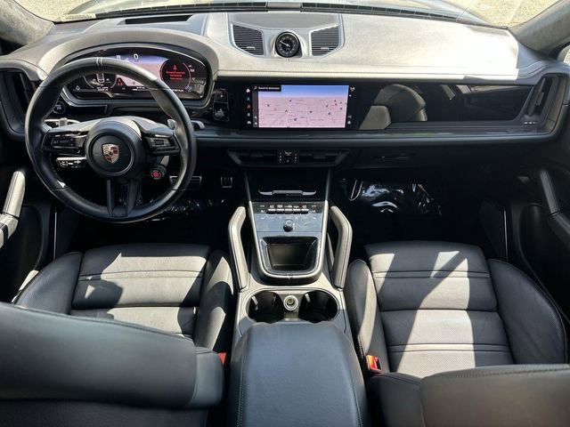 Used 2024 Porsche Cayenne Turbo GT image 19