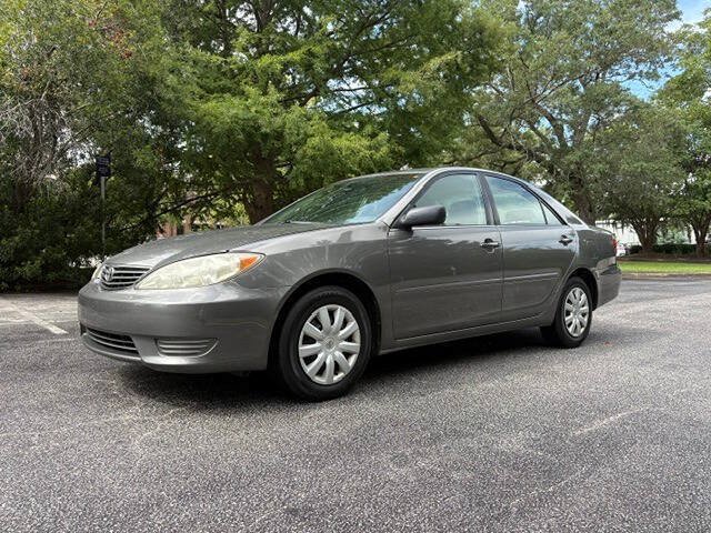 Used 2006 Toyota Camry FWD image 2