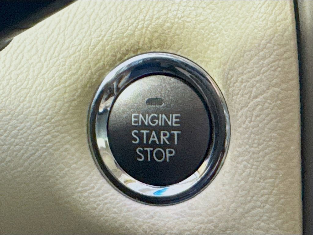 Used 2014 Lexus GX 460 Luxury image 19