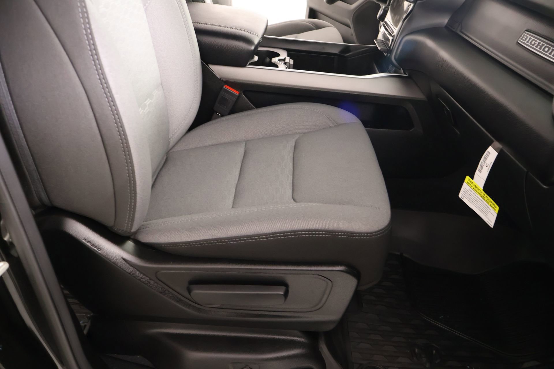 Used 2025 RAM 1500 Big Horn AWD/4WD image 14