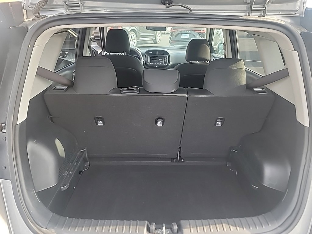 Used 2024 Kia Soul LX w/ Option Group 015 image 11