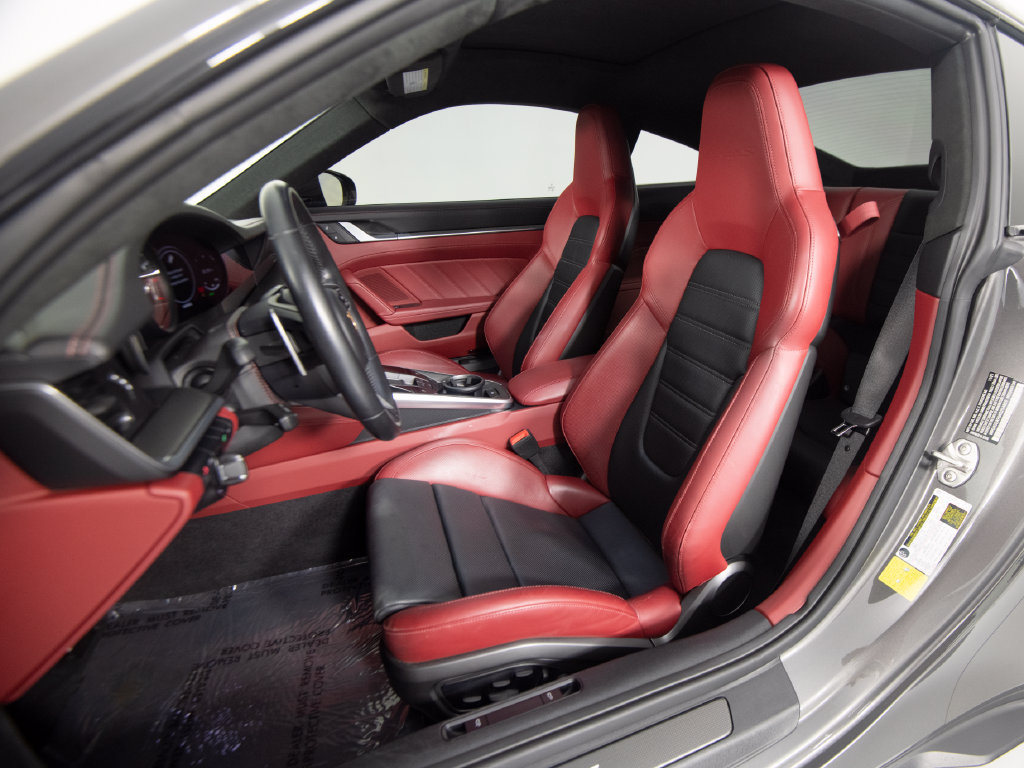 Certified 2022 Porsche 911 Turbo S AWD/4WD image 17