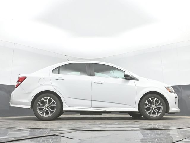 Used 2017 Chevrolet Sonic LT w/ Convenience Package FWD image 34