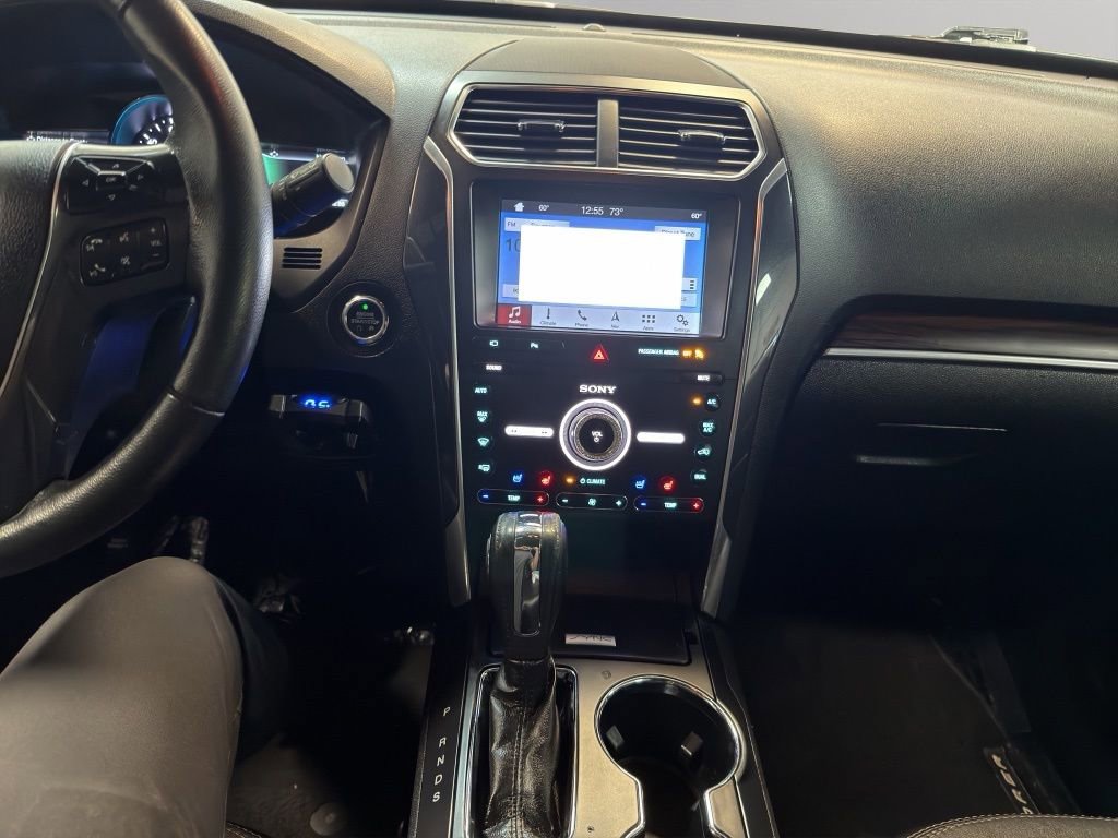 Used 2019 Ford Explorer Limited w/ Class III Trailer Tow Package AWD/4WD image 13