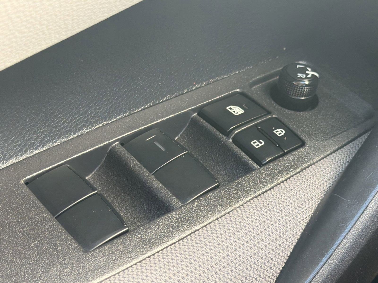 Used 2024 Toyota Corolla LE FWD image 13