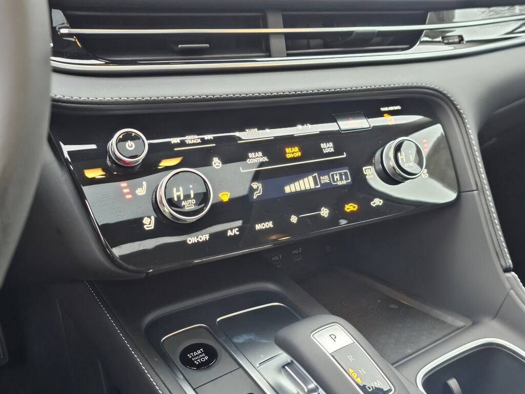 New 2026 INFINITI QX60 Luxe image 35