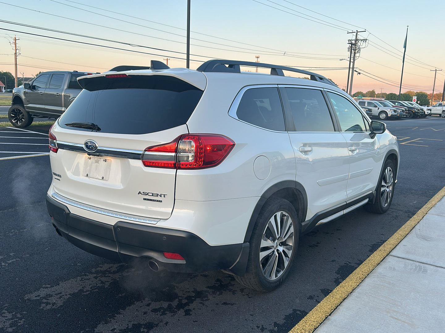 Used 2019 Subaru Ascent Limited AWD/4WD image 5