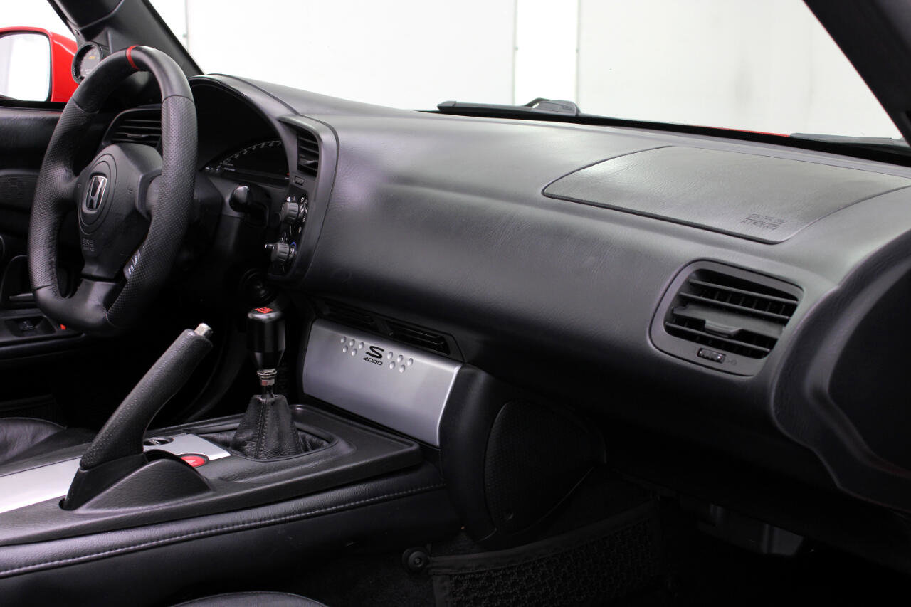 Used 2004 Honda S2000 image 48