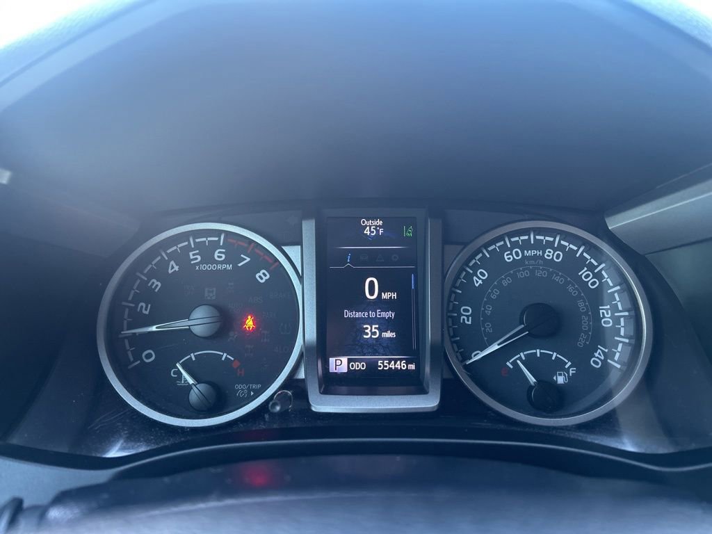 Used 2021 Toyota Tacoma SR5 w/ Trail Edition image 17