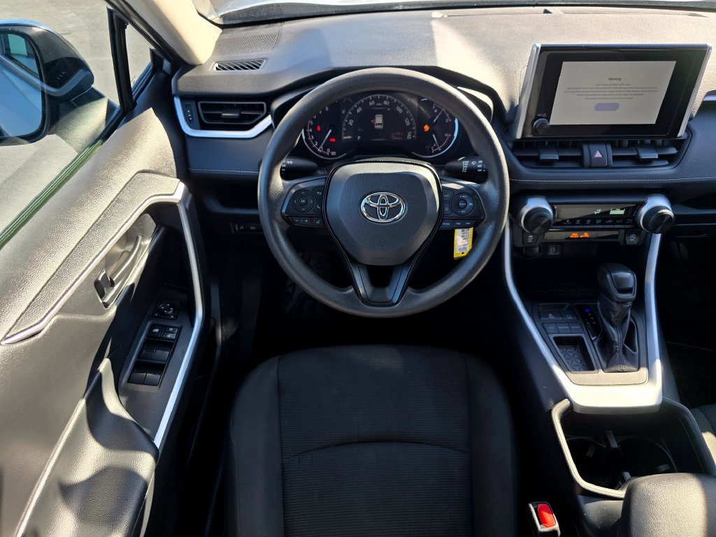 Used 2024 Toyota RAV4 LE FWD image 17