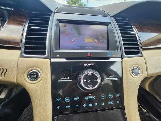 Used 2013 Ford Taurus Limited FWD image 15