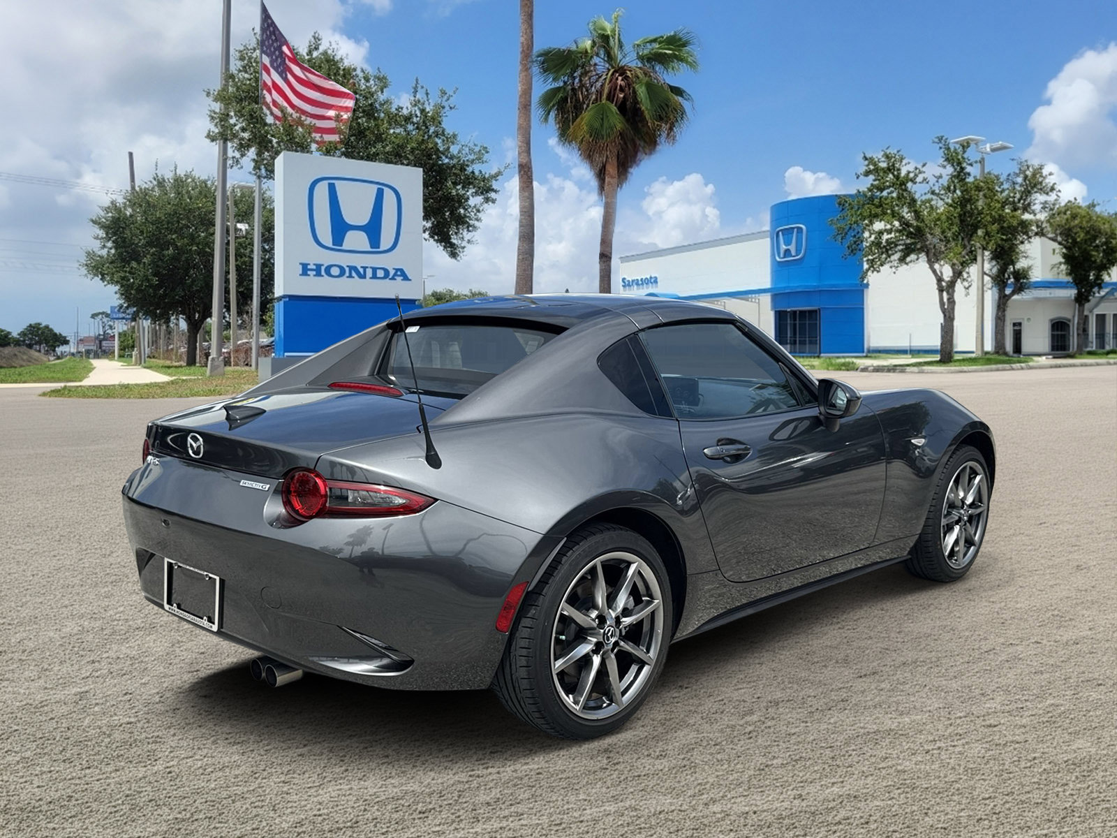 Used 2022 MAZDA MX-5 Miata RF Grand Touring RWD image 5
