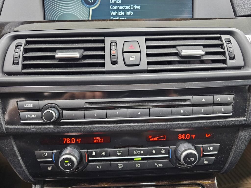 Used 2012 BMW 535i xDrive Sedan image 15