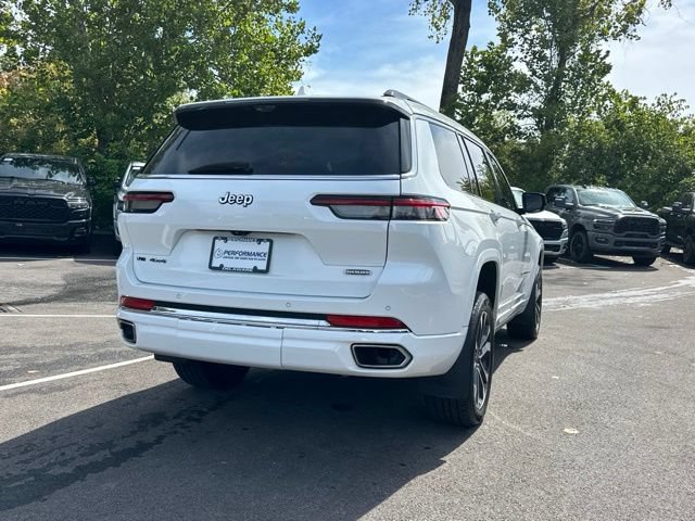 Used 2021 Jeep Grand Cherokee L Overland w/ Luxury Tech Group IV AWD/4WD image 12