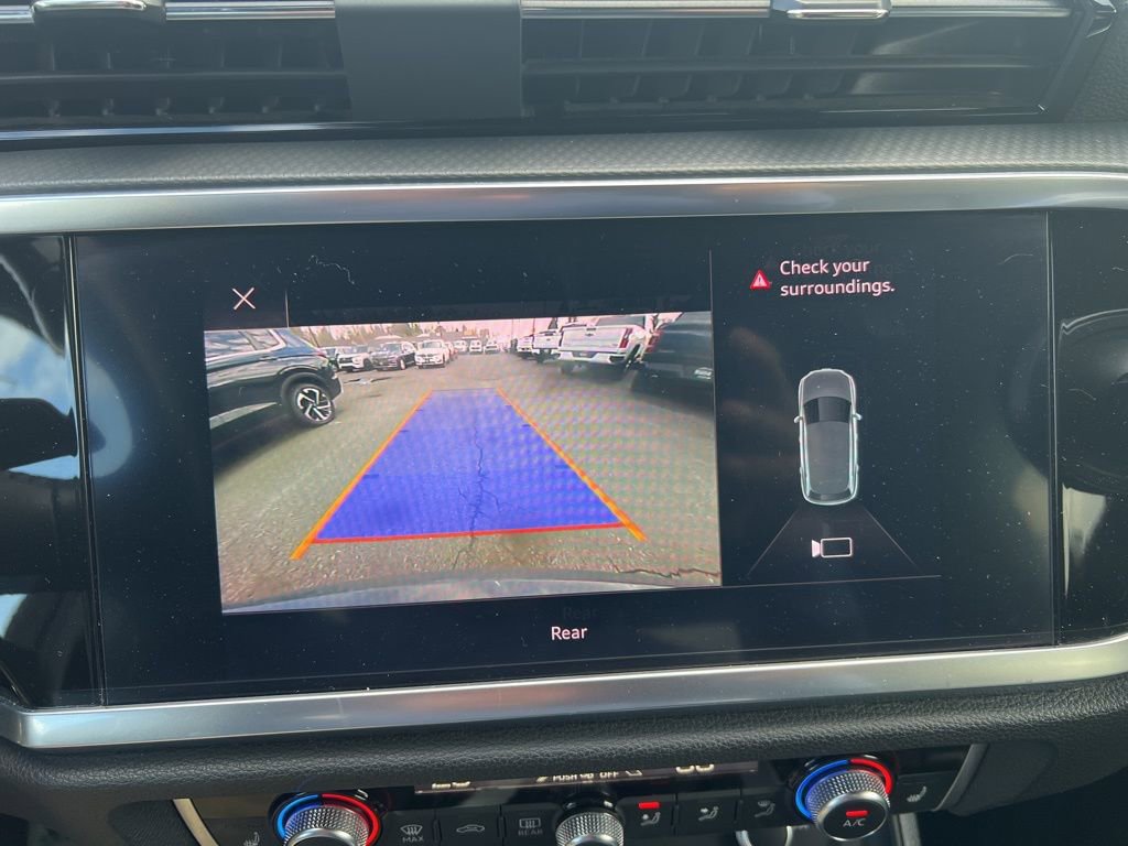 Used 2020 Audi Q3 2.0T Premium AWD/4WD image 11