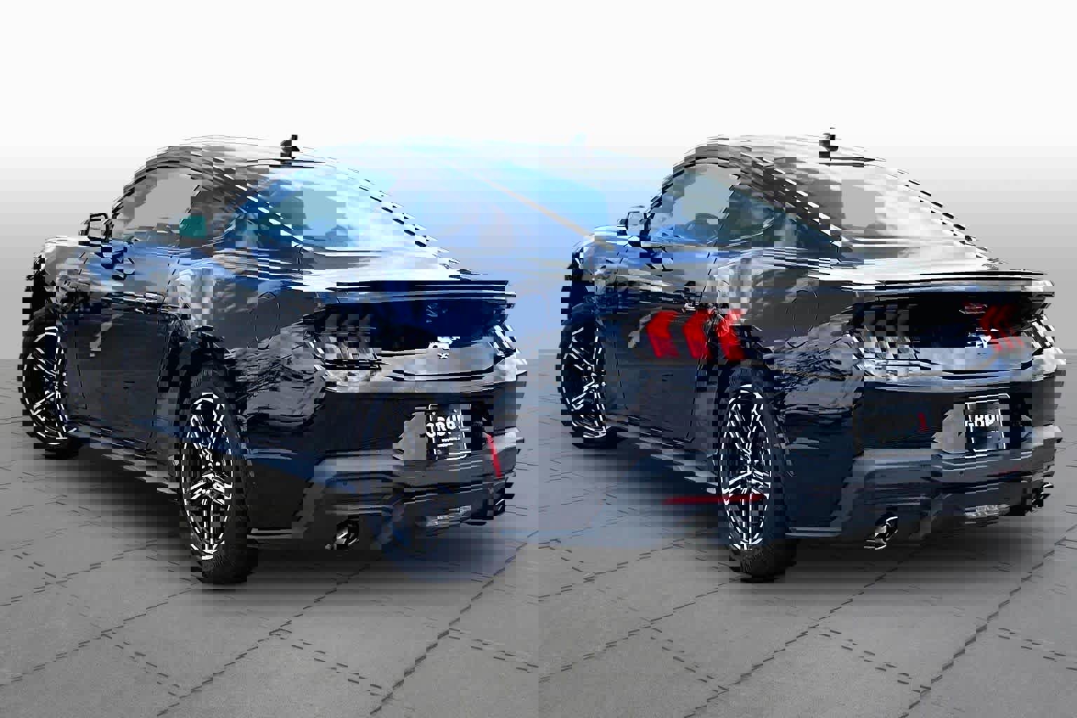 Used 2025 Ford Mustang Premium image 10