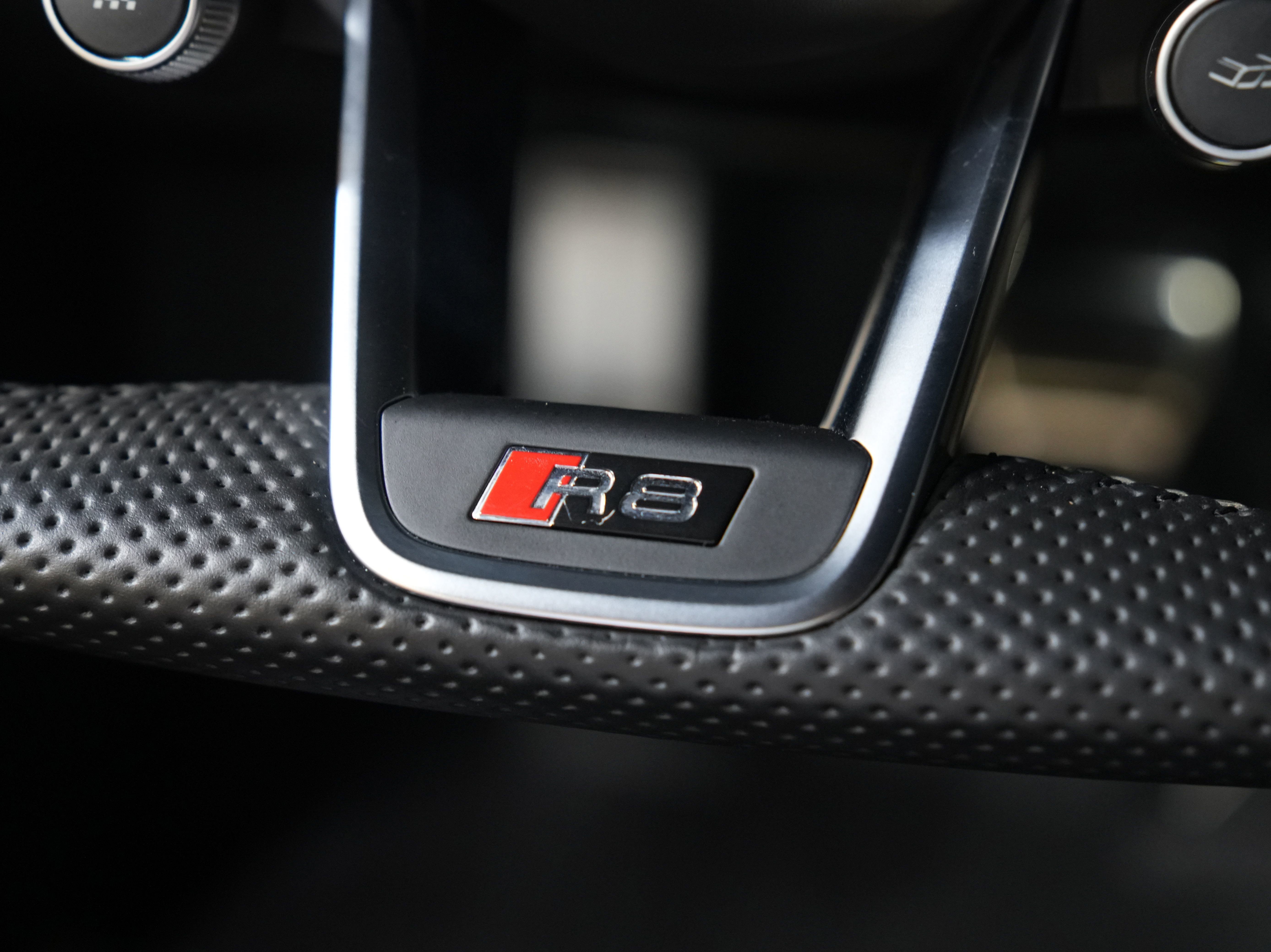 Used 2017 Audi R8 V10 plus image 33