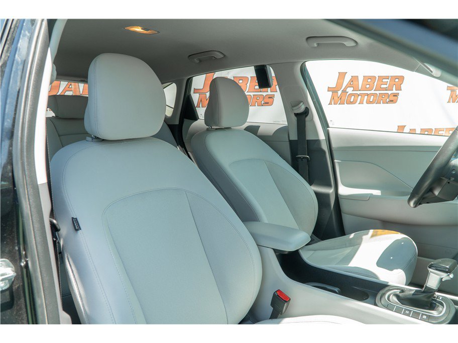 Used 2025 Hyundai Kona SEL FWD image 33