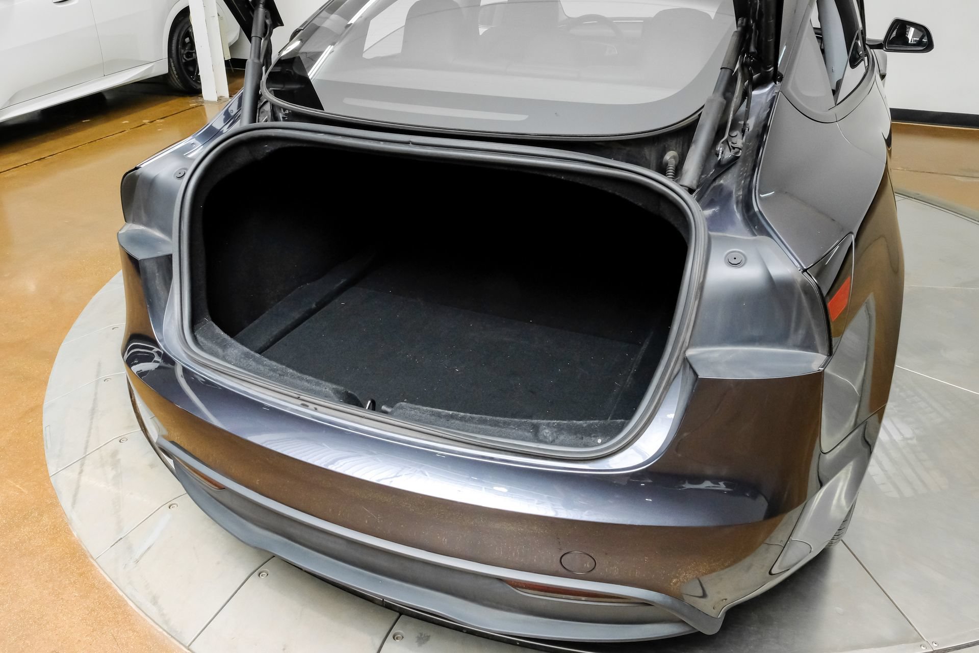 Used 2024 Tesla Model 3 Long Range RWD image 47