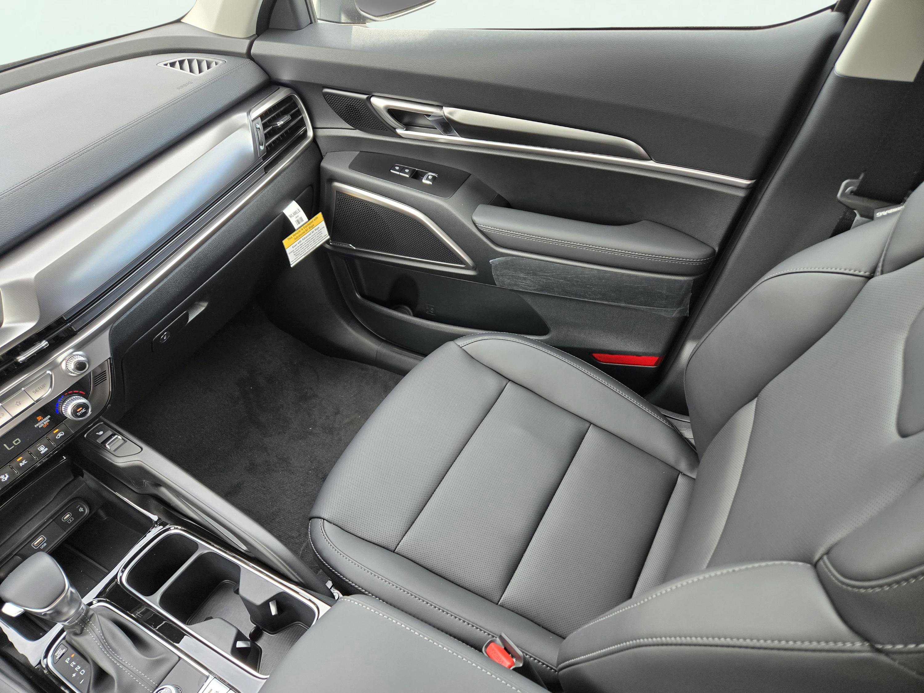 New 2025 Kia Telluride S image 20