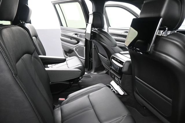 New 2026 Jeep Grand Wagoneer L Limited AWD/4WD image 22