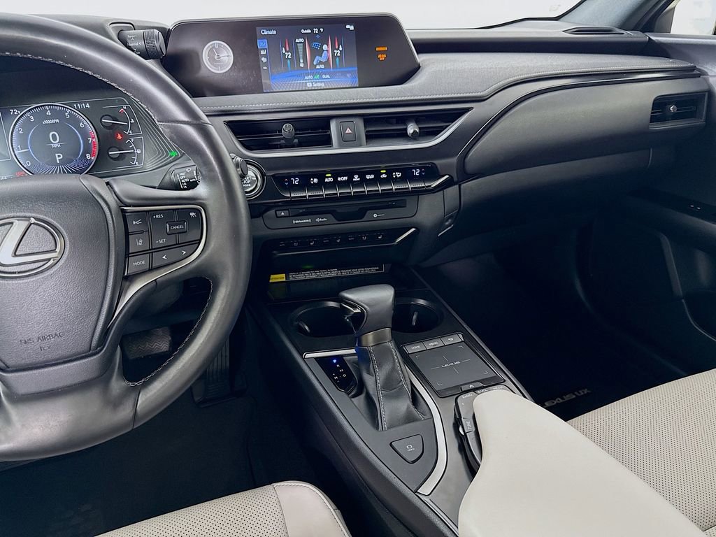 Certified 2022 Lexus UX 200 w/ Premium Package image 23