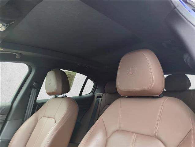 Used 2022 Alfa Romeo Stelvio Ti image 16