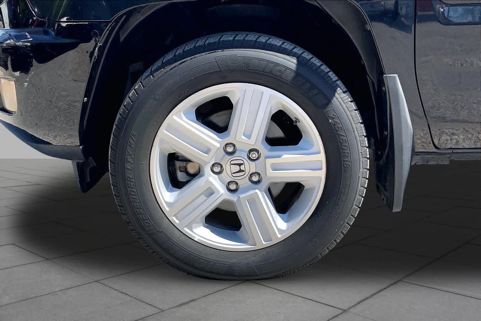 Used 2013 Honda Ridgeline RTL image 11