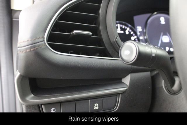 Used 2022 MAZDA MAZDA3 Sedan image 17