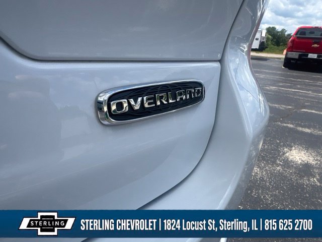 Used 2022 Jeep Grand Cherokee Overland w/ Luxury Tech Group IV AWD/4WD image 16