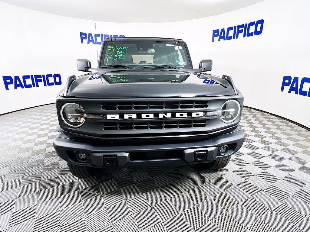 Certified 2024 Ford Bronco Black Diamond image 3