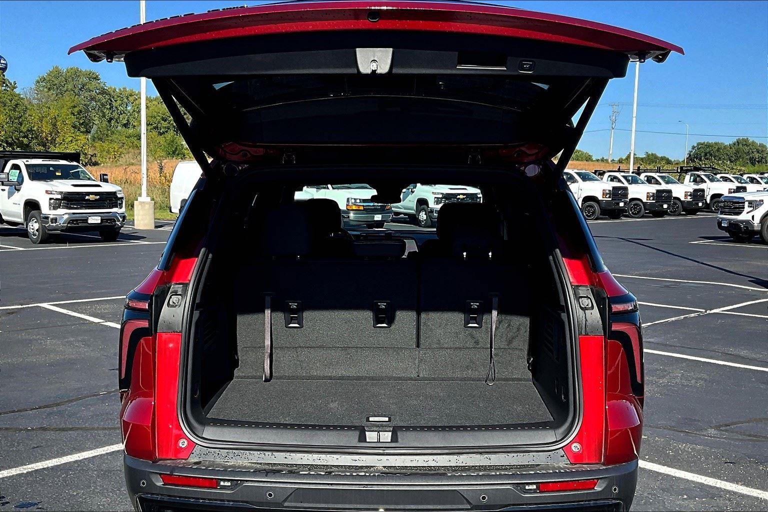 New 2025 Chevrolet Traverse LT w/ Enhanced Driving Package image 16