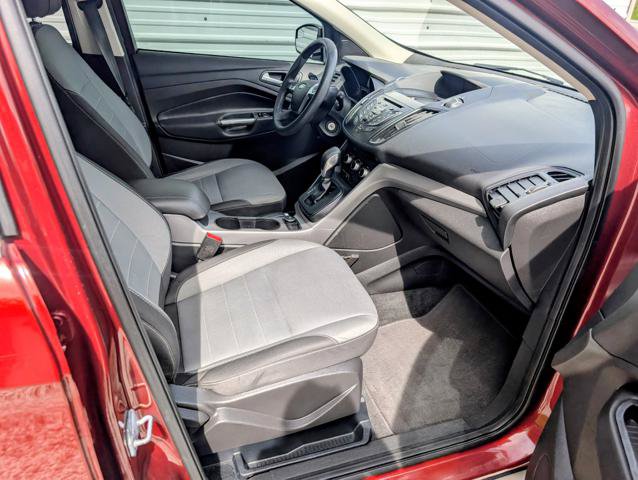 Used 2016 Ford Escape SE FWD image 17