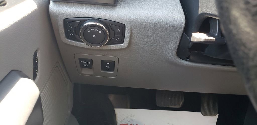 Used 2015 Ford F150 XLT w/ Equipment Group 301A Mid image 21