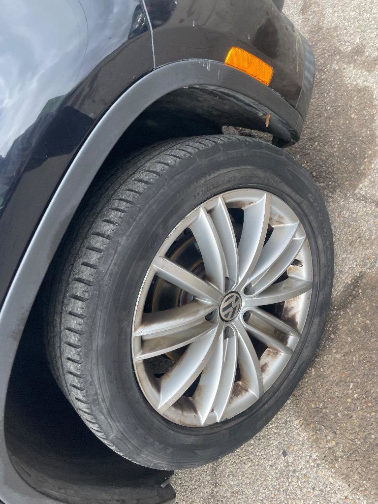 Used 2013 Volkswagen Tiguan SE FWD image 7