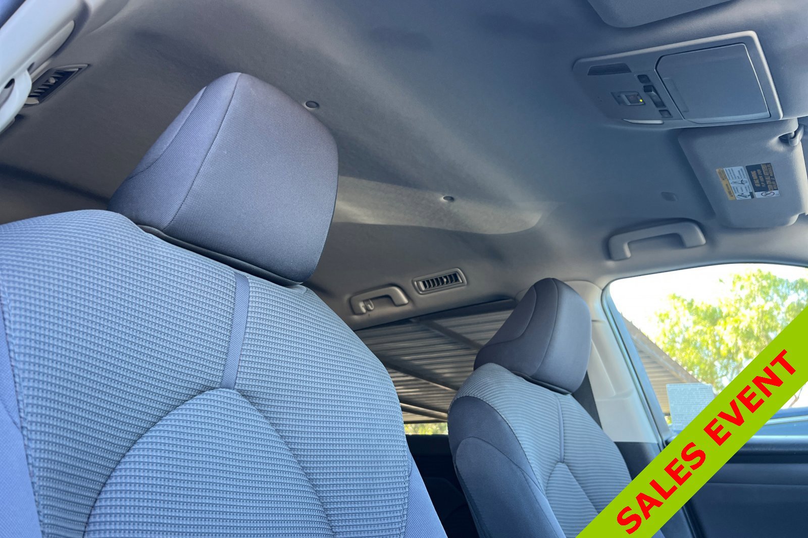 Used 2021 Toyota Highlander LE image 18