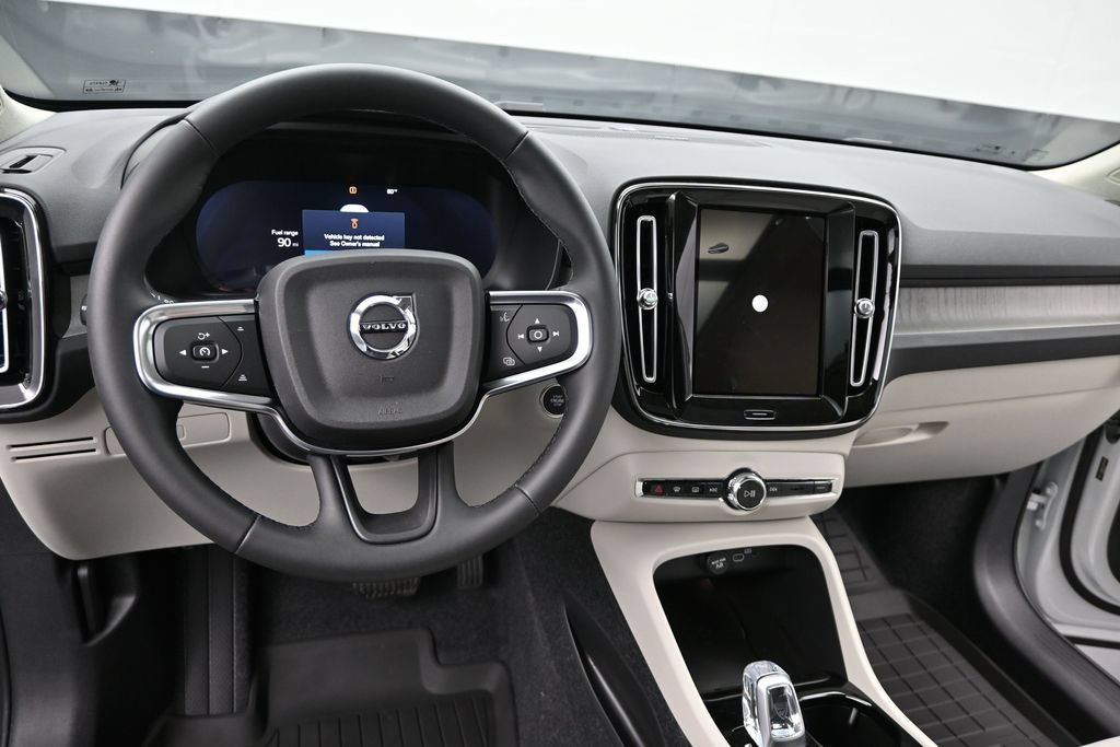 New 2026 Volvo XC40 B5 Ultra w/ Protection Package Premier AWD/4WD image 12