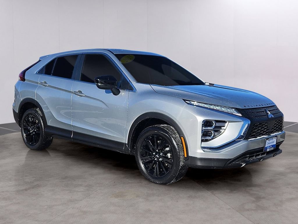 Used 2025 Mitsubishi Eclipse Cross LE image 3