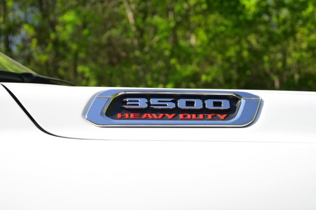 Used 2024 RAM 3500 Laramie AWD/4WD image 43
