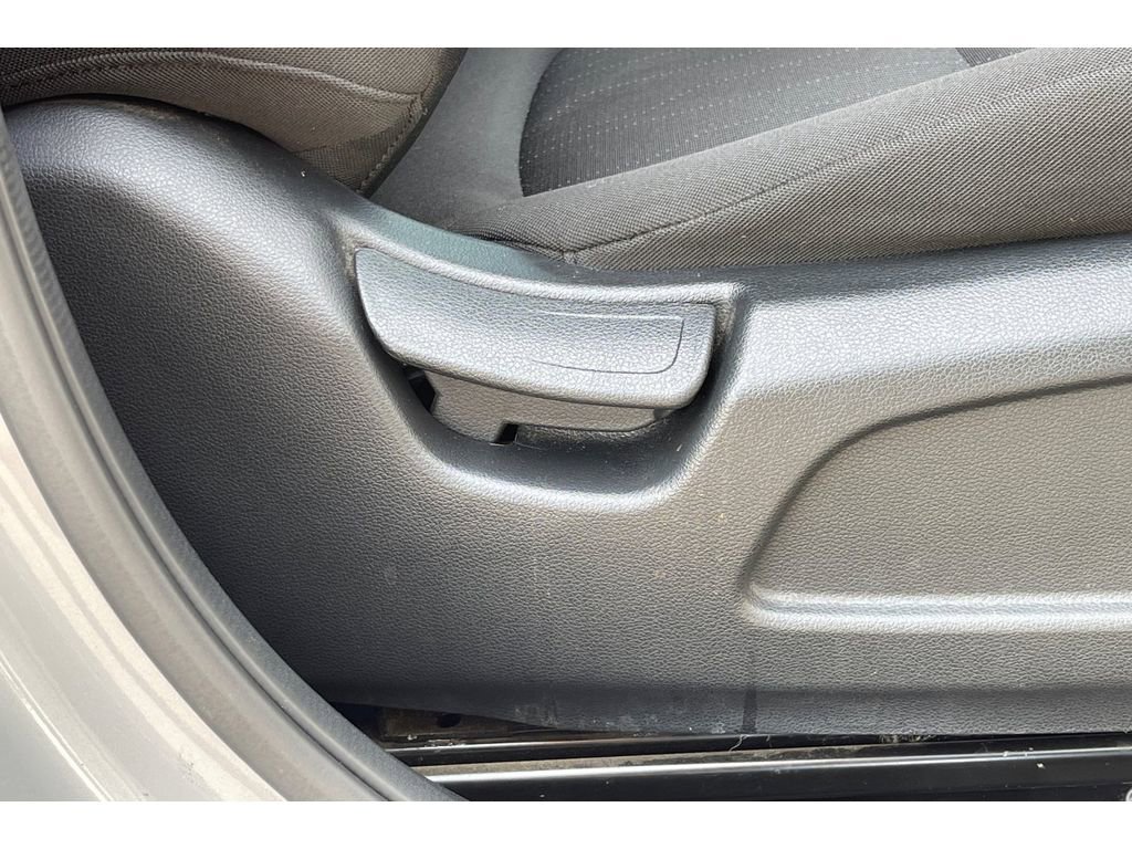 Used 2021 Hyundai Venue SE image 23