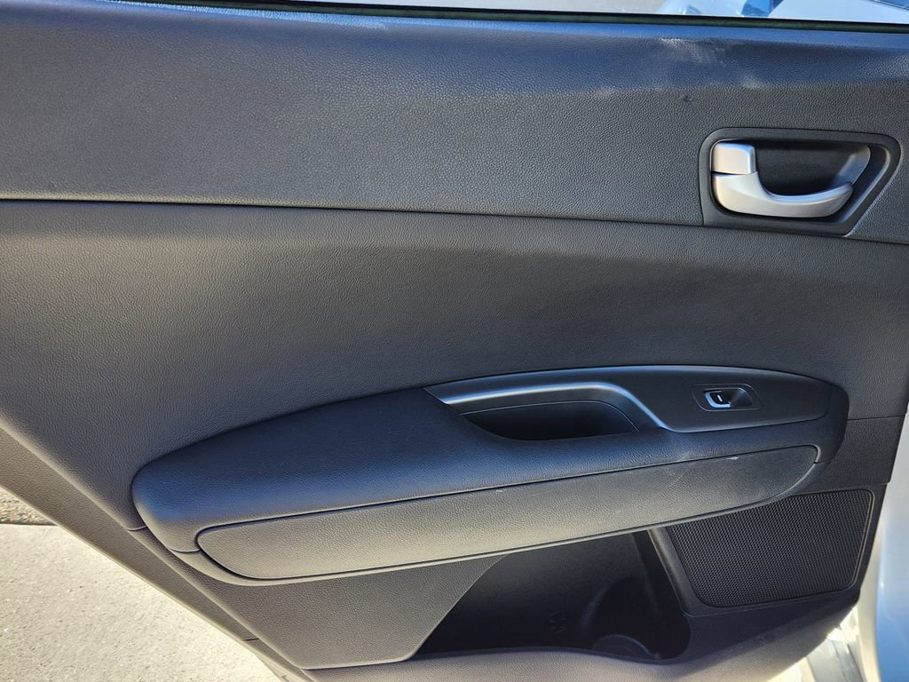 Used 2020 Kia Optima LX image 12