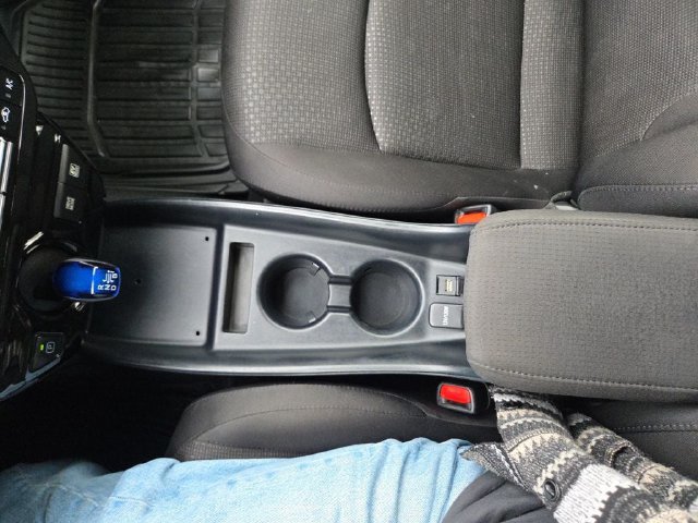 Used 2022 Toyota Prius LE FWD image 15
