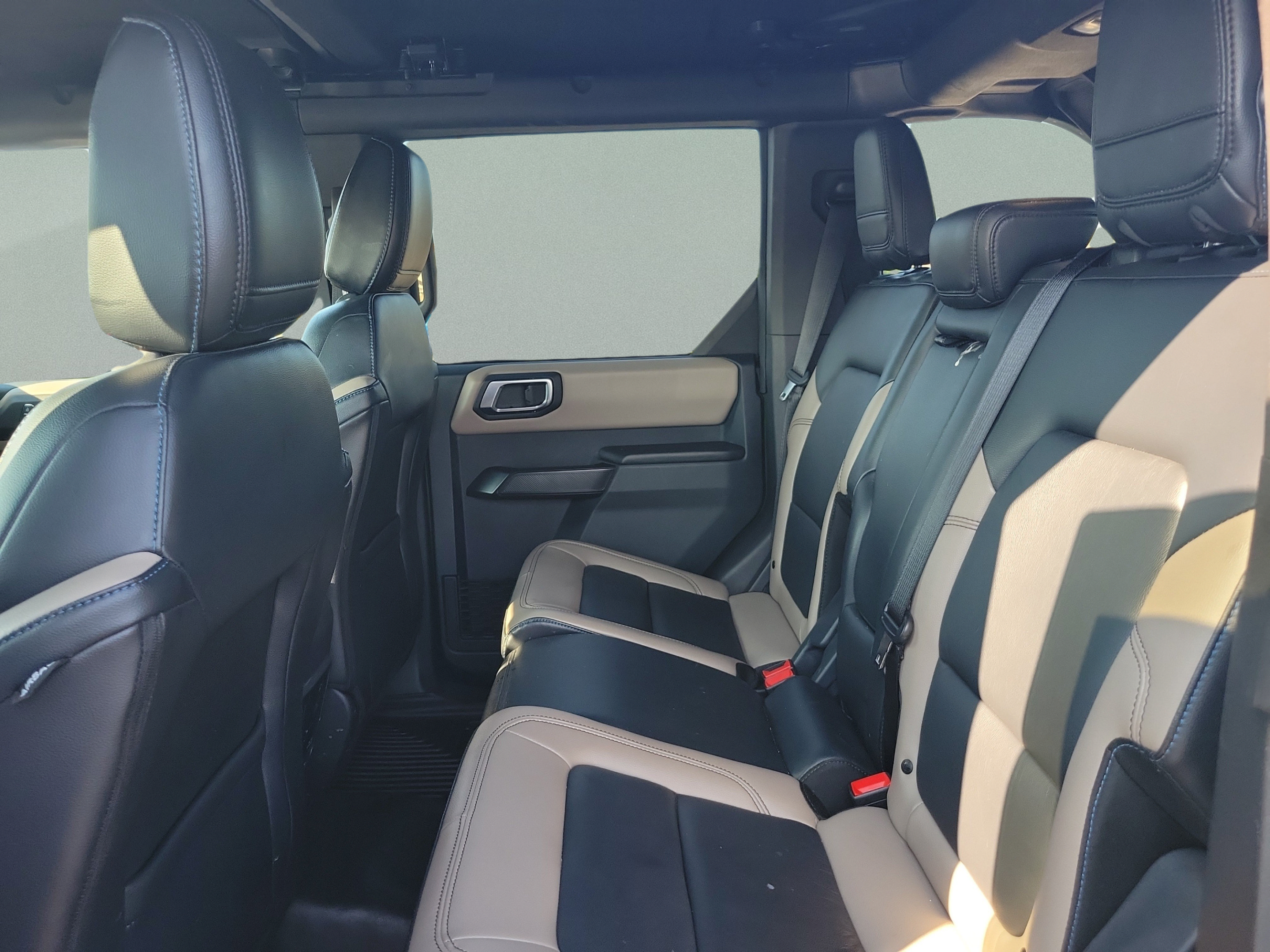 Used 2024 Ford Bronco Wildtrak AWD/4WD image 8