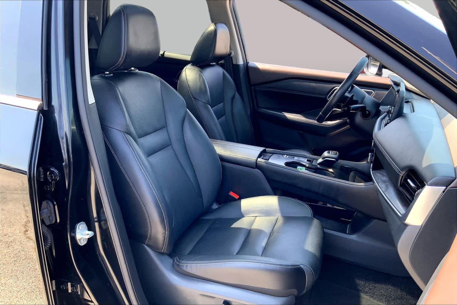 Used 2021 Nissan Rogue SL w/ Premium Package FWD image 9