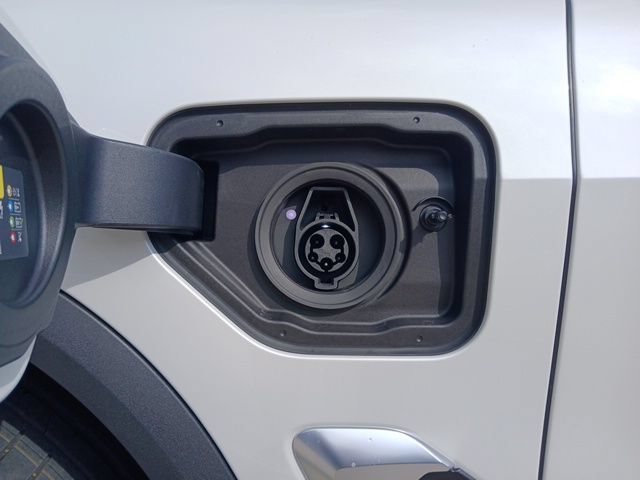 New 2026 BMW X5 xDrive50e AWD/4WD image 6