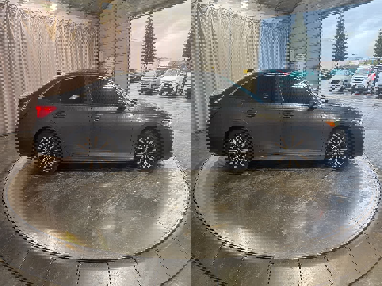 Used 2022 Honda Civic EX image 4