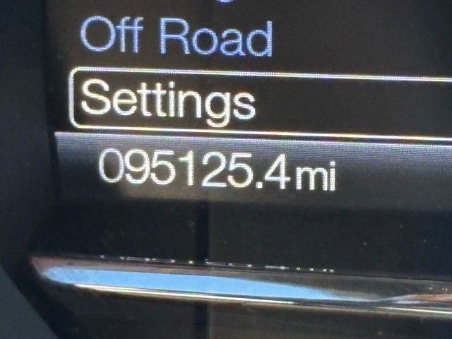 Used 2015 Lincoln Navigator 4WD image 32