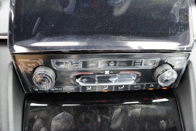 New 2025 Jeep Grand Cherokee Limited w/ Trailer Tow Package image 14